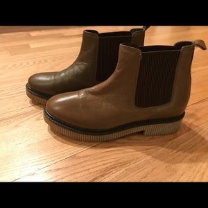 Roolee Chelsea Boots
